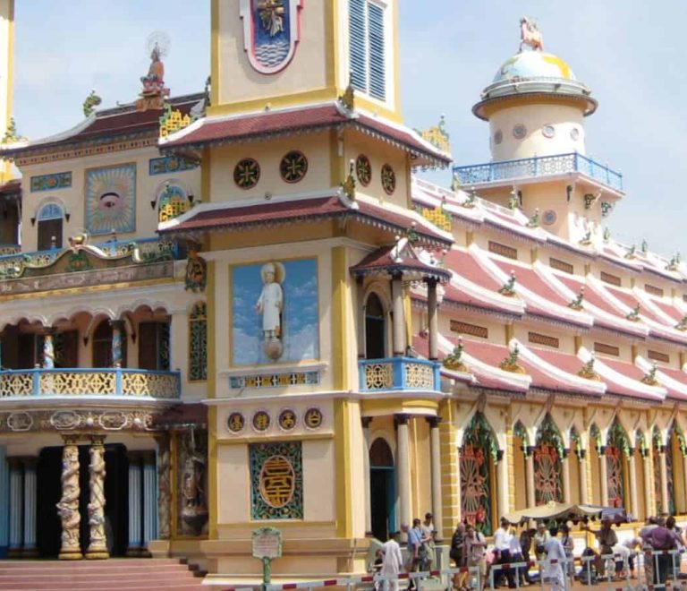 Le temple Cao Dai a Tay Ninh
