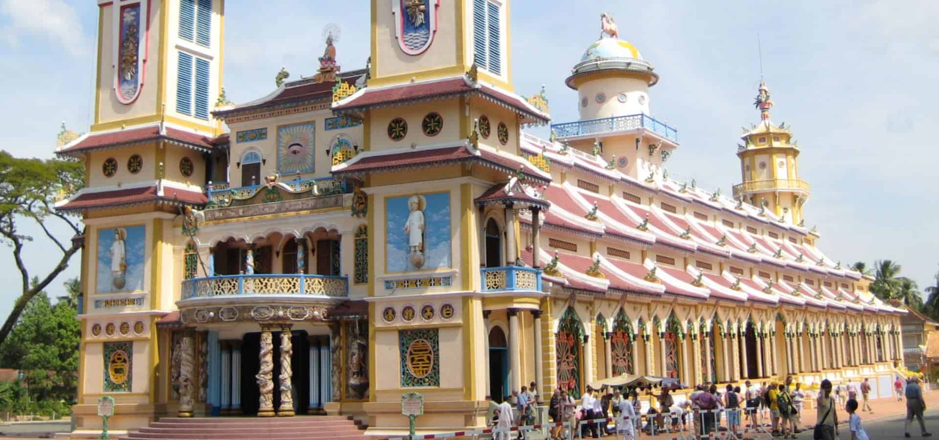 Le temple Cao Dai a Tay Ninh