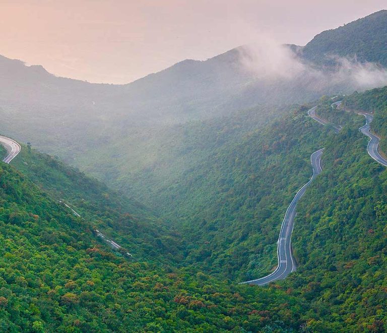 Col Des Nuages (Hai Van Pass)